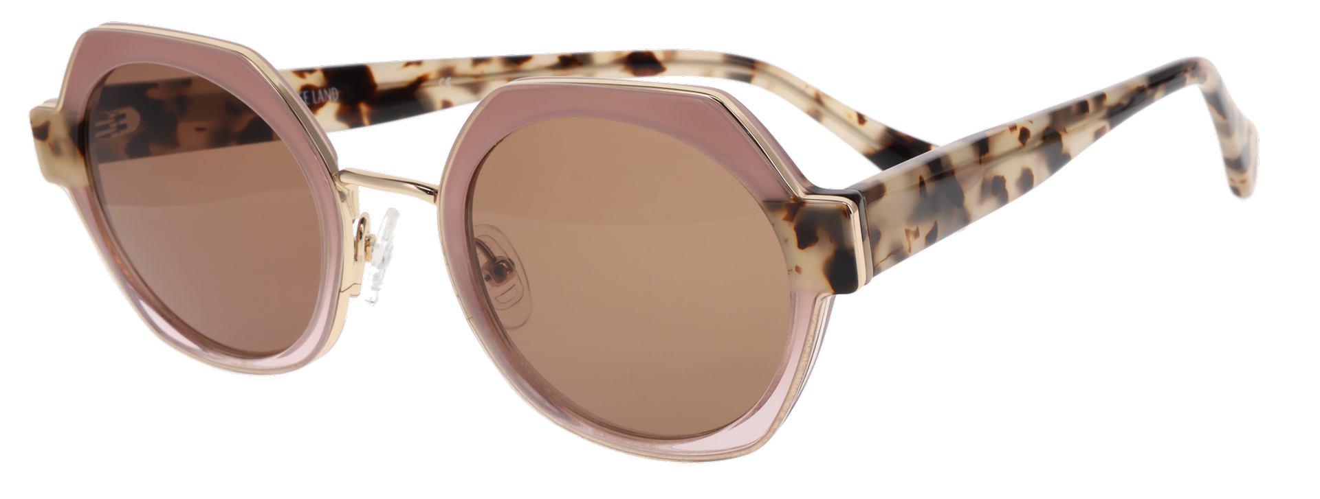 https://freeland-bcn.com/wp-content/uploads/2026/04/New_Glasses-image-3.png